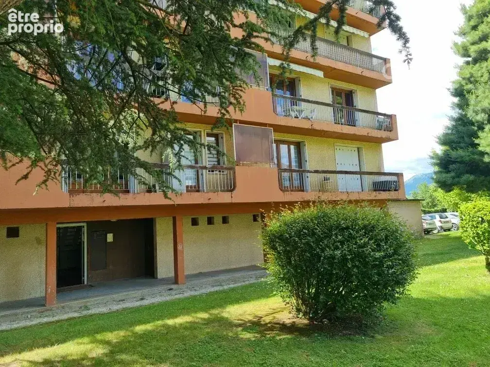 À vendre – pontcharra – appartement t4 box garage et cave - photo 14