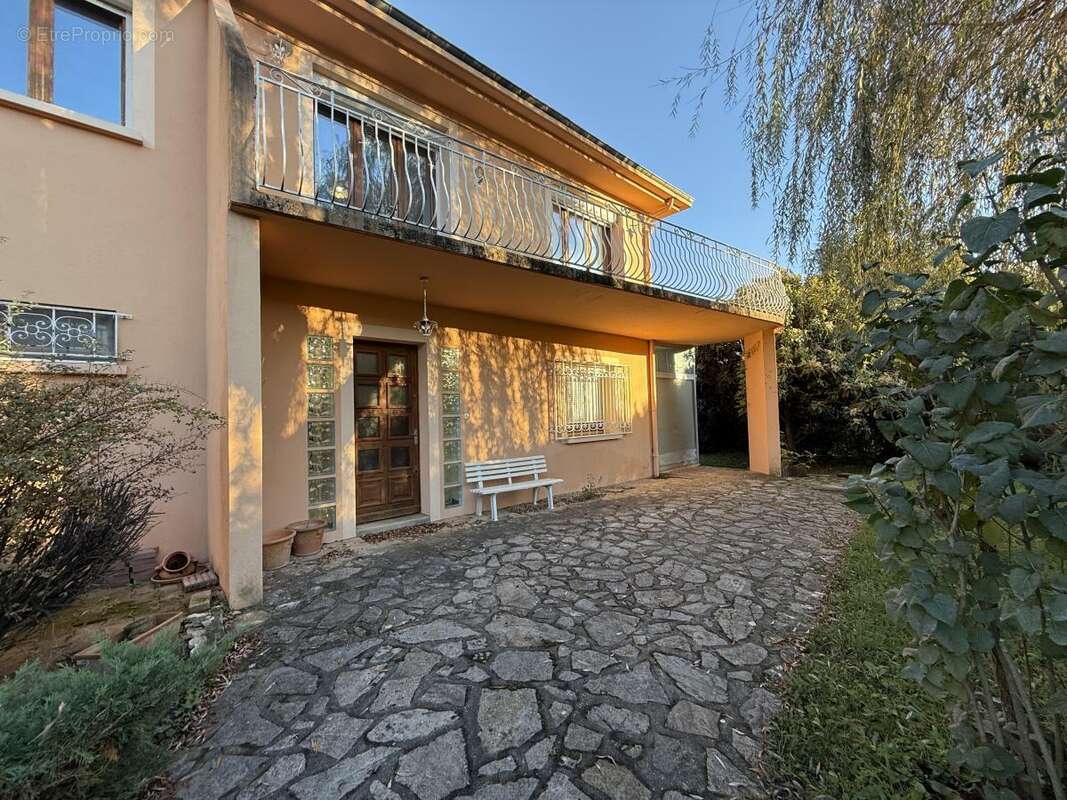 Maison à LE POUZIN