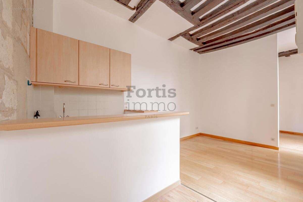 Appartement à PARIS