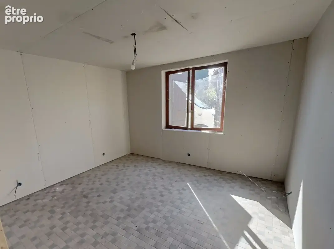 Maison 110 M2 à finir de rénover à Lescout - photo 5