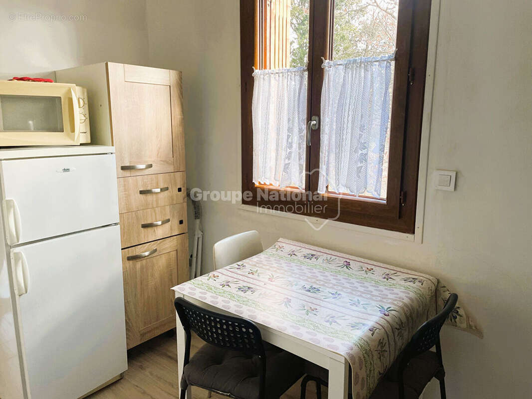 Appartement à GREOUX-LES-BAINS