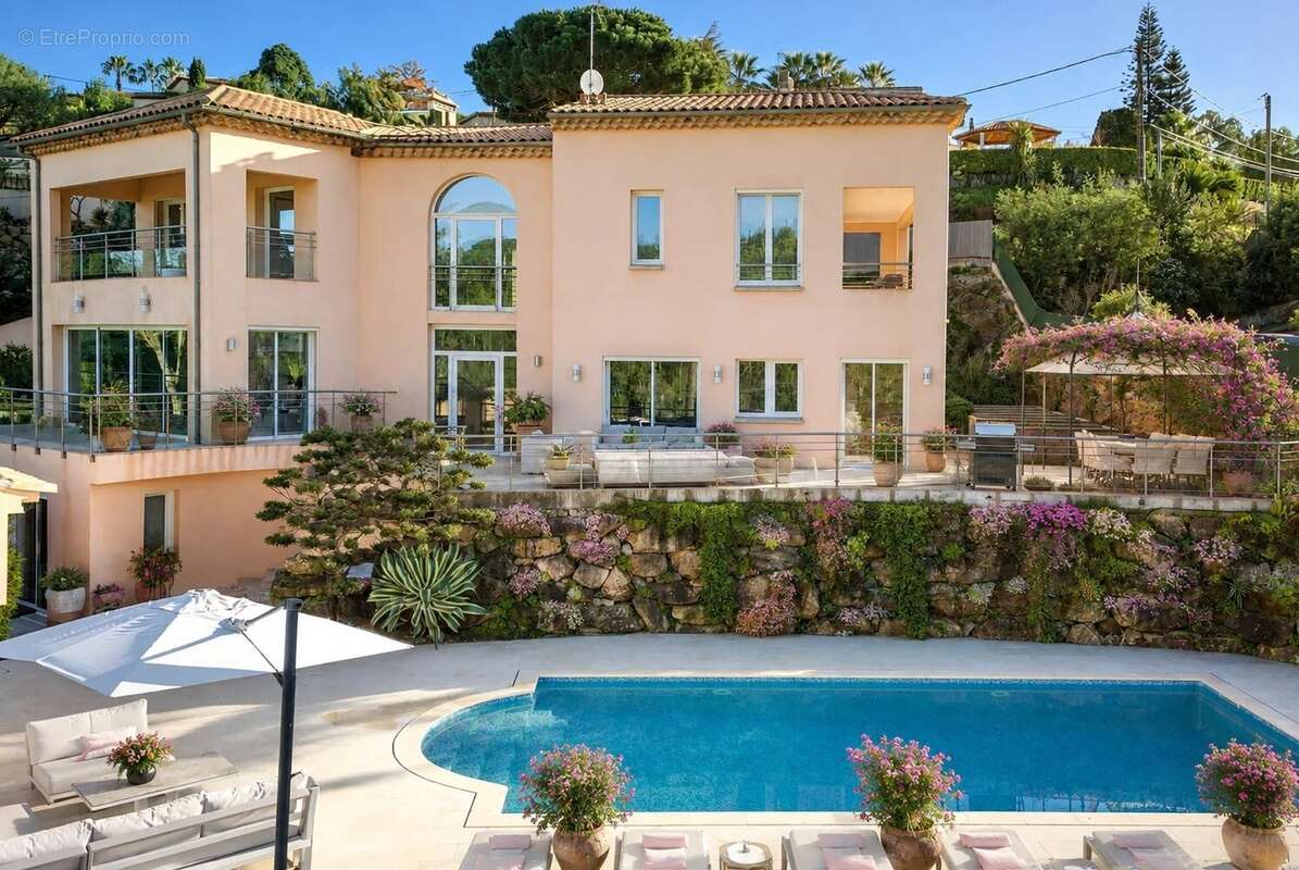 Super cannes - villa moderne avec piscine - photo 12