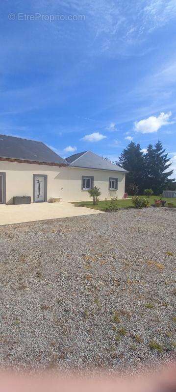 Maison 4 pièces avec 3500 m² de terrain arboré et clos - Mesnil-en-Ouche - photo 3