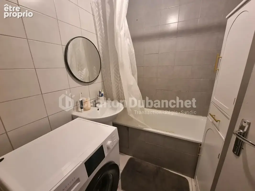 Roanne, Appartement de 75.40 m² - photo 8