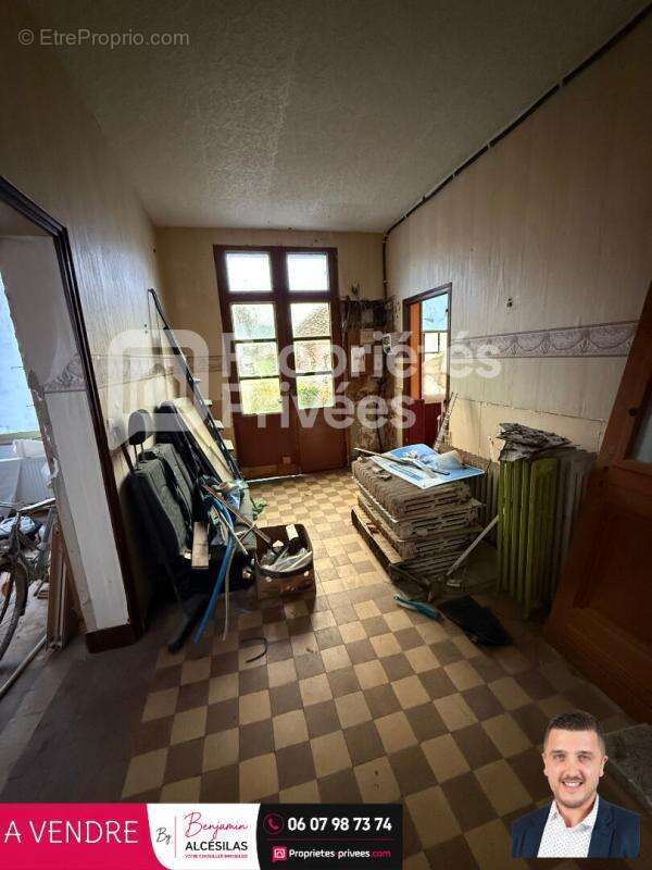 Immeuble Origny En Thierache 217 m2 - photo 6