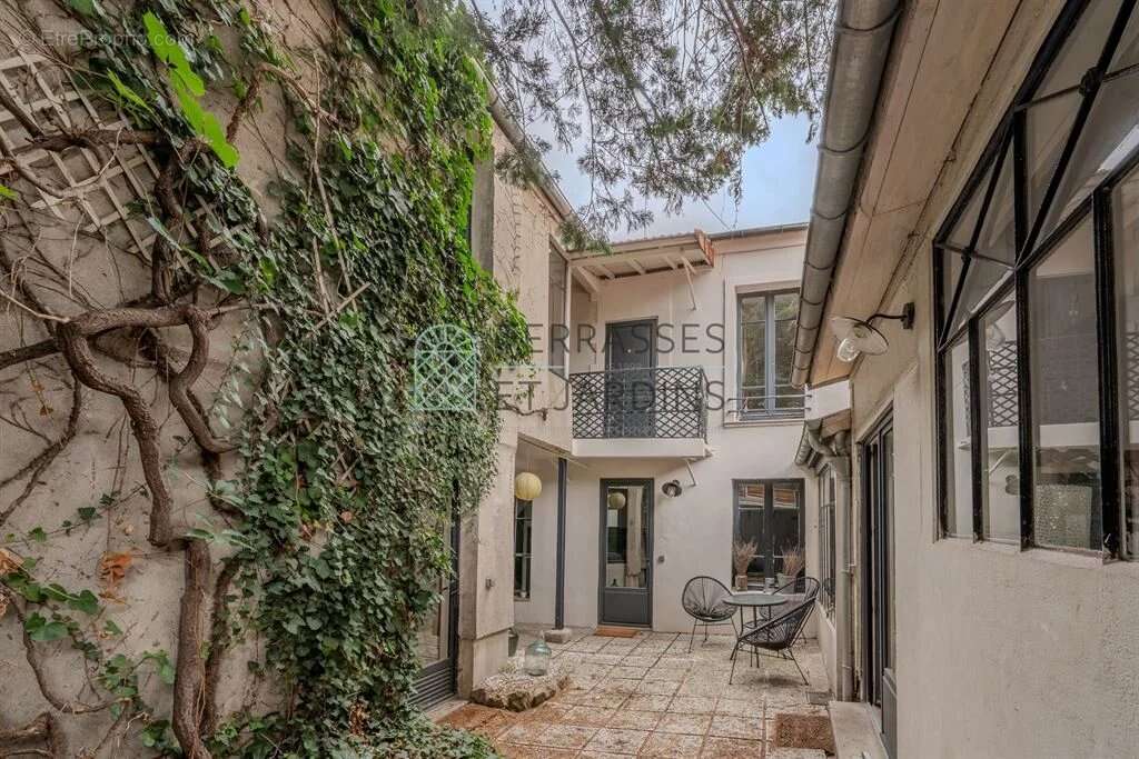 Maison à PARIS-13E