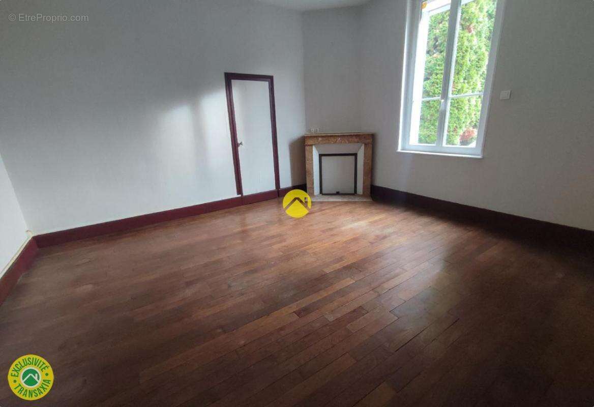 Maison à VAILLY-SUR-SAULDRE