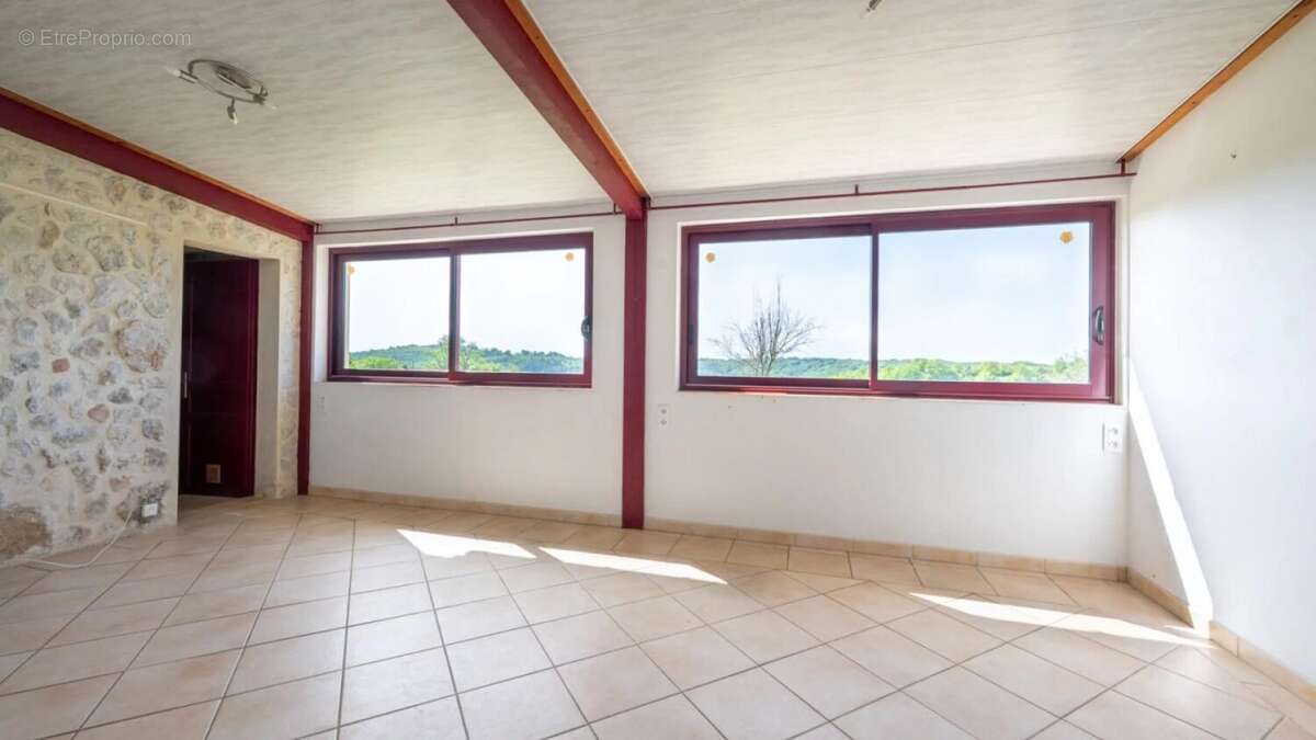 Maison à GOURDON