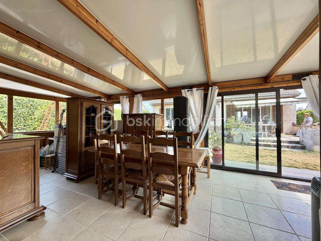 Maison familiale avec seconde habitation indépendante – 165 m² habitables – Sous-sol total – Terrain de 650 m² - photo 13