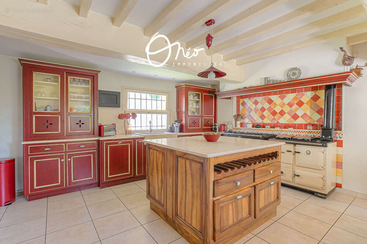 Maison à SAINT-PIERRE-DE-CHANDIEU