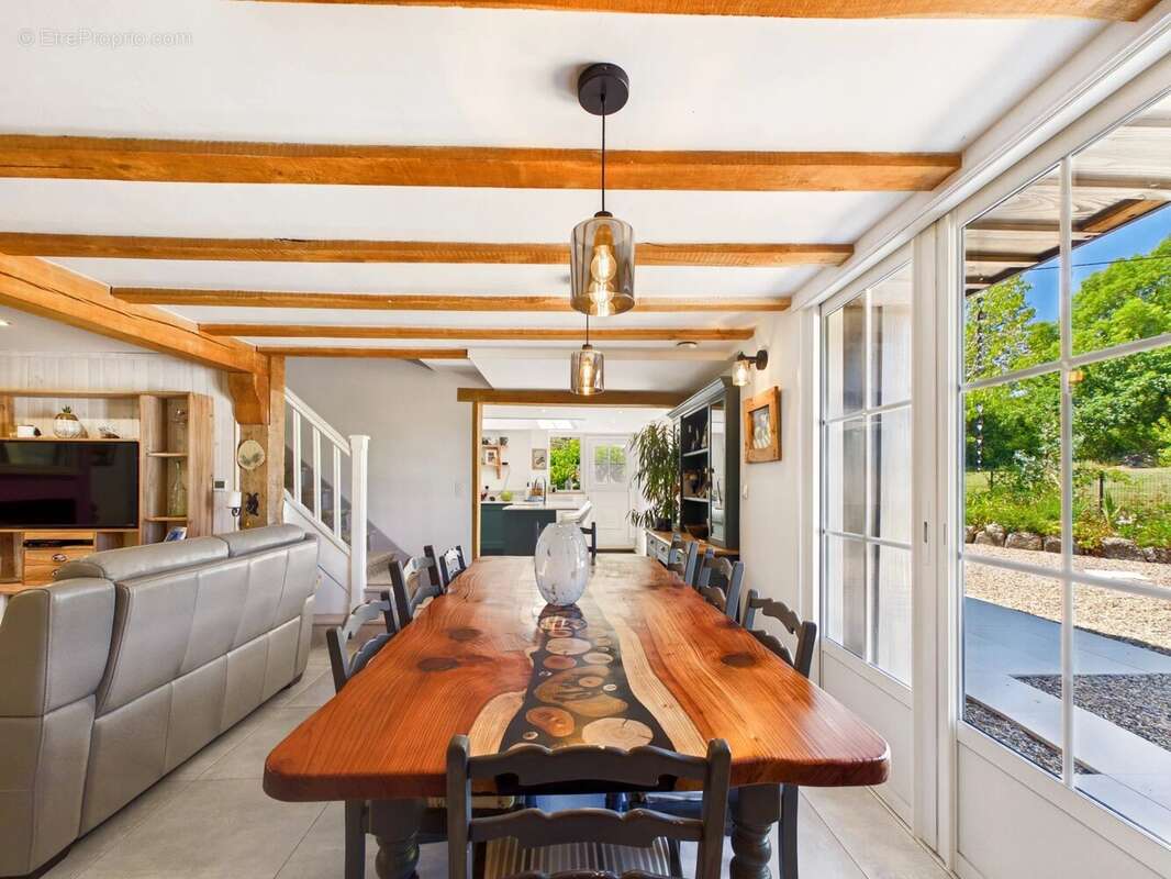 Charmante maison et maison d'amis avec piscines privées et terrasses spacieuses - photo 4