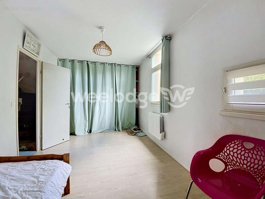 Maison 98 m² à Jouy-Le-Moutier  - photo 6