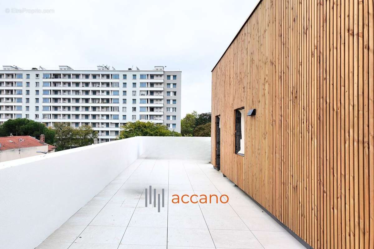 Appartement à LYON-8E