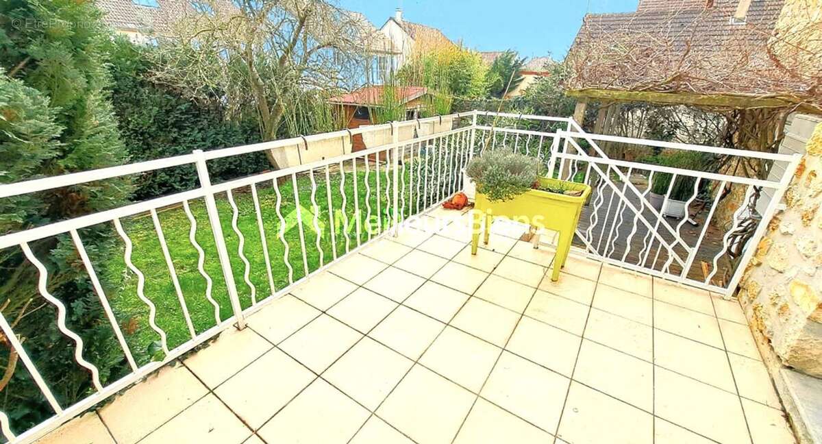 Maison à SAINT-LEU-LA-FORET