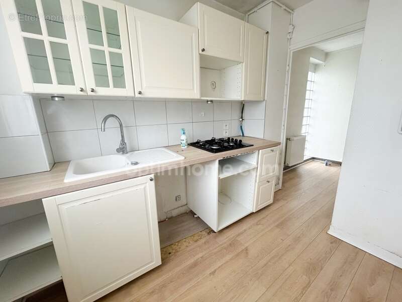Appartement à SAINT-MAUR-DES-FOSSES