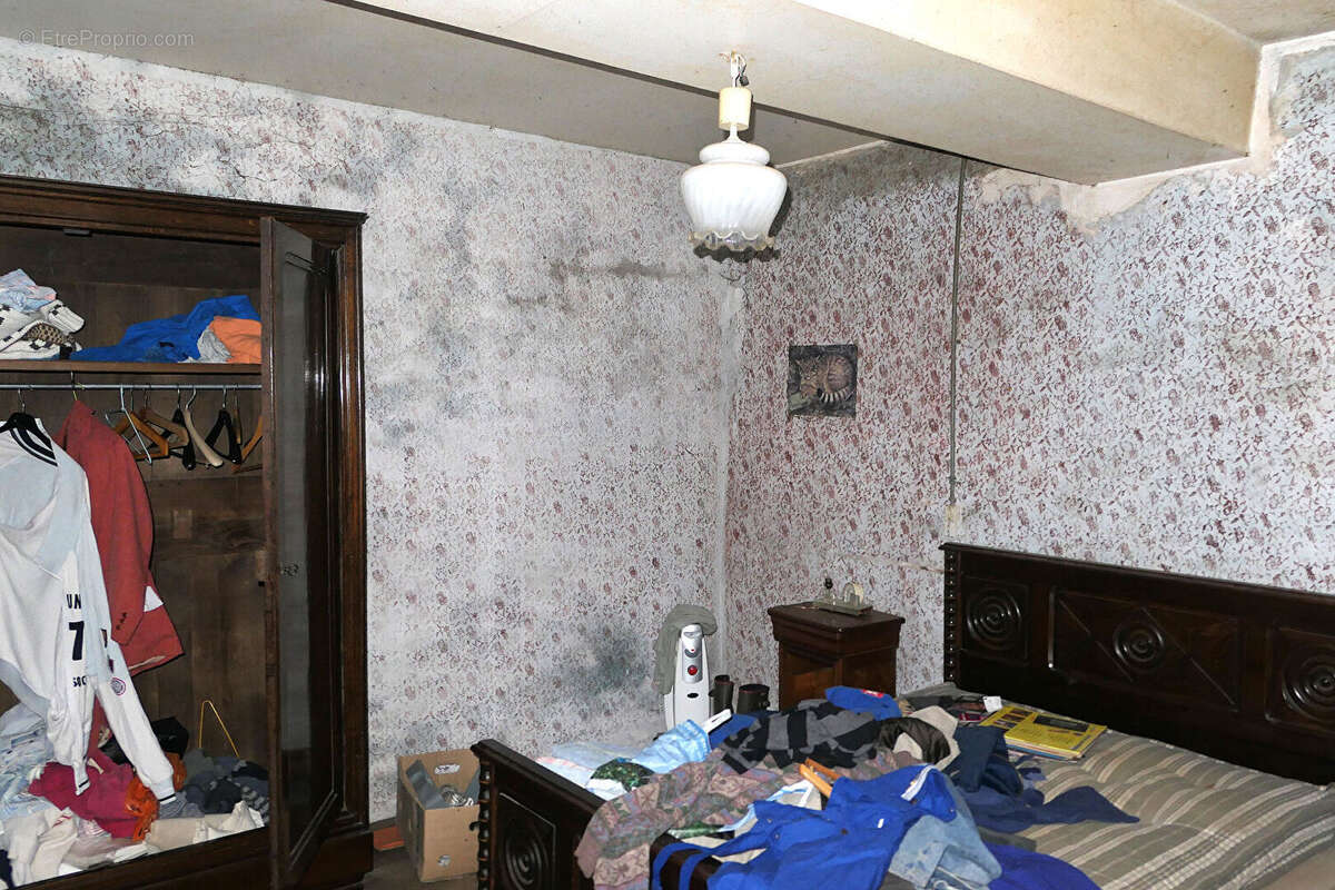 Maison à SAINT-CYR-DU-BAILLEUL