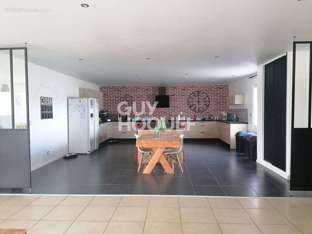 Maison à PLEUGUENEUC