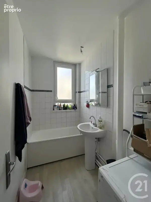 Appartement 3 pièces 60 m² à vendre à Avon (77210) - photo 9