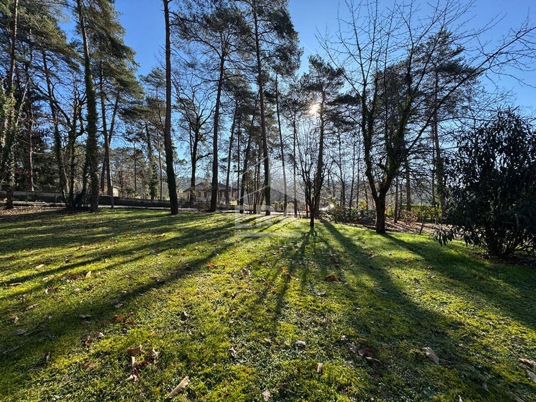 Terrain à CHANCELADE
