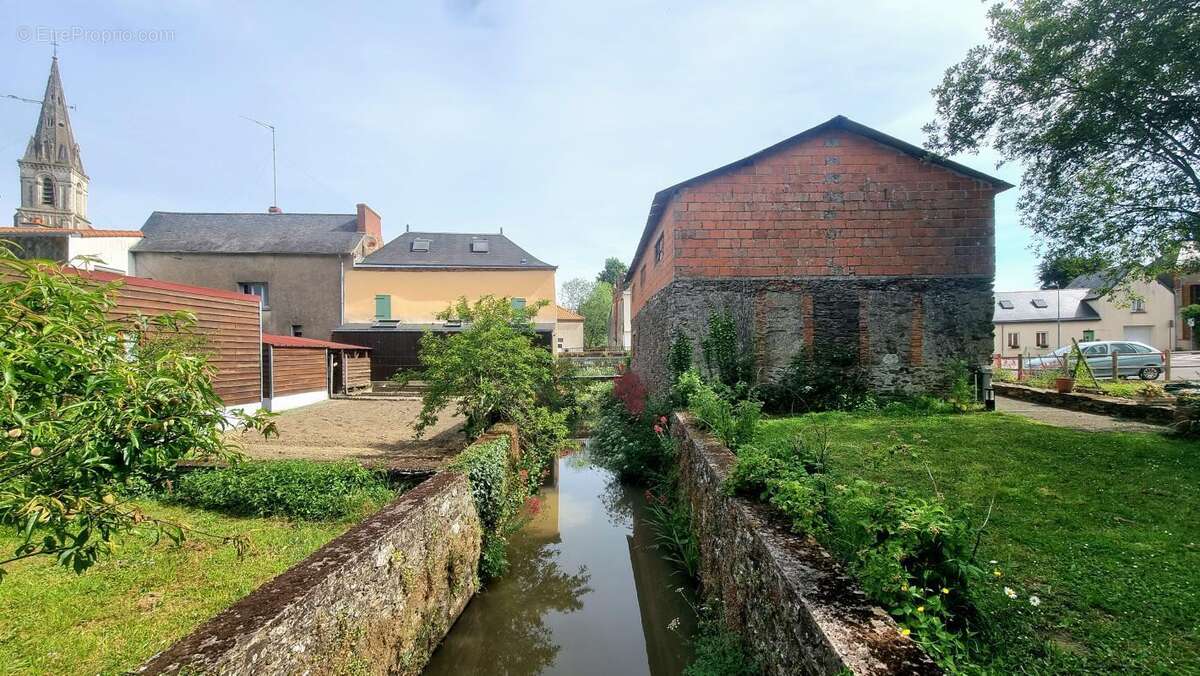 Maison à LA POITEVINIERE