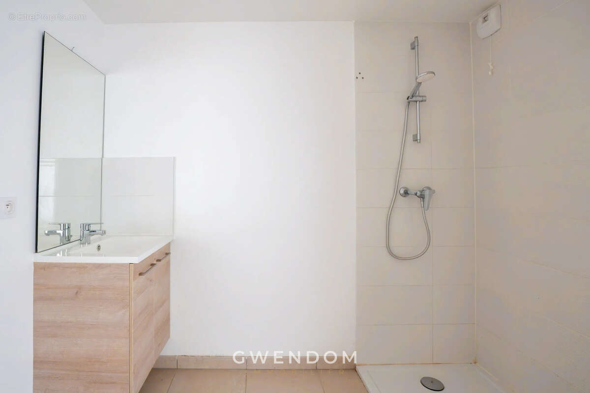 Appartement à TORCY