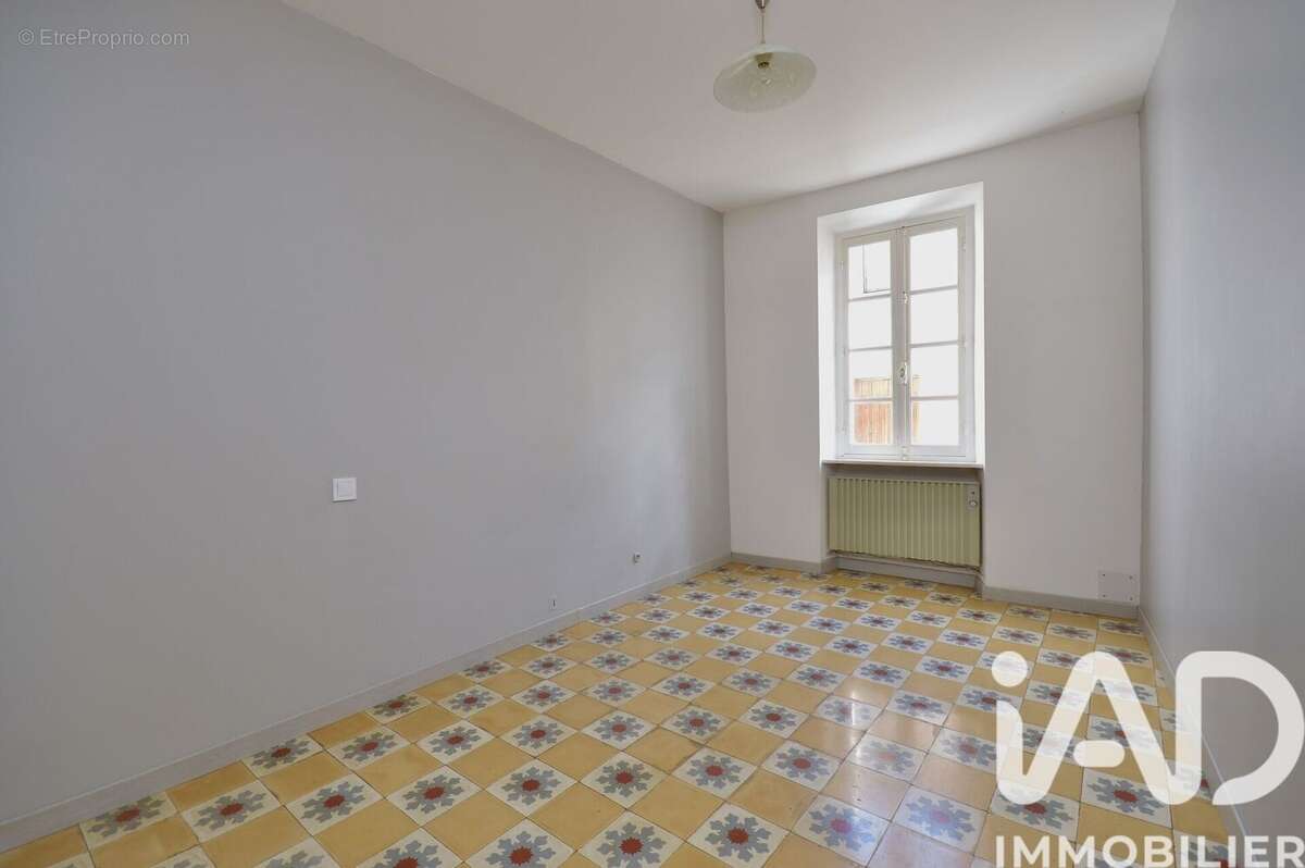 Maison 81 m² à Felines-Termenes  - photo 5
