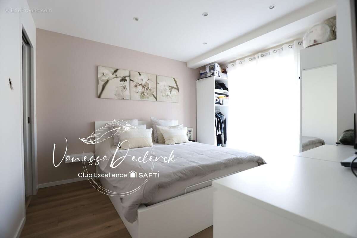 Photo 8 - Maison à LE VAL-SAINT-GERMAIN