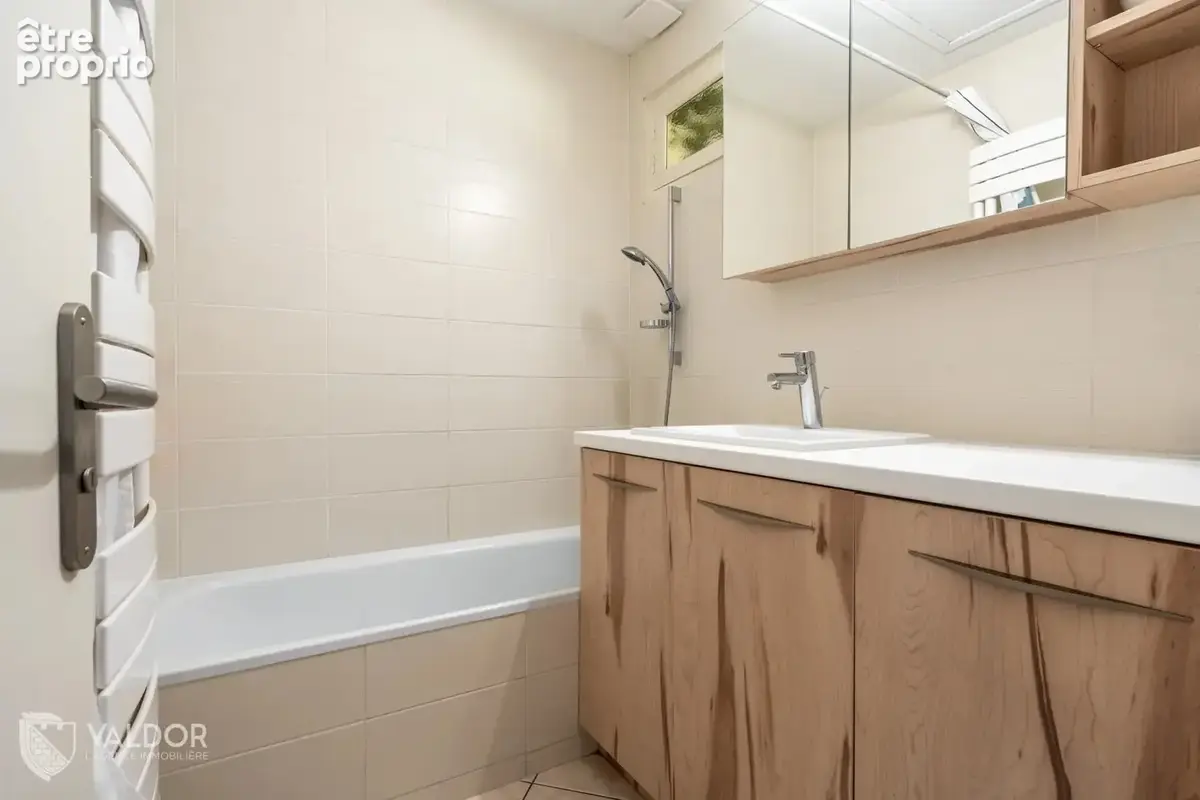SAVIGNY – Maison familiale rénovée avec vue dégagée et grand sous-sol - photo 14
