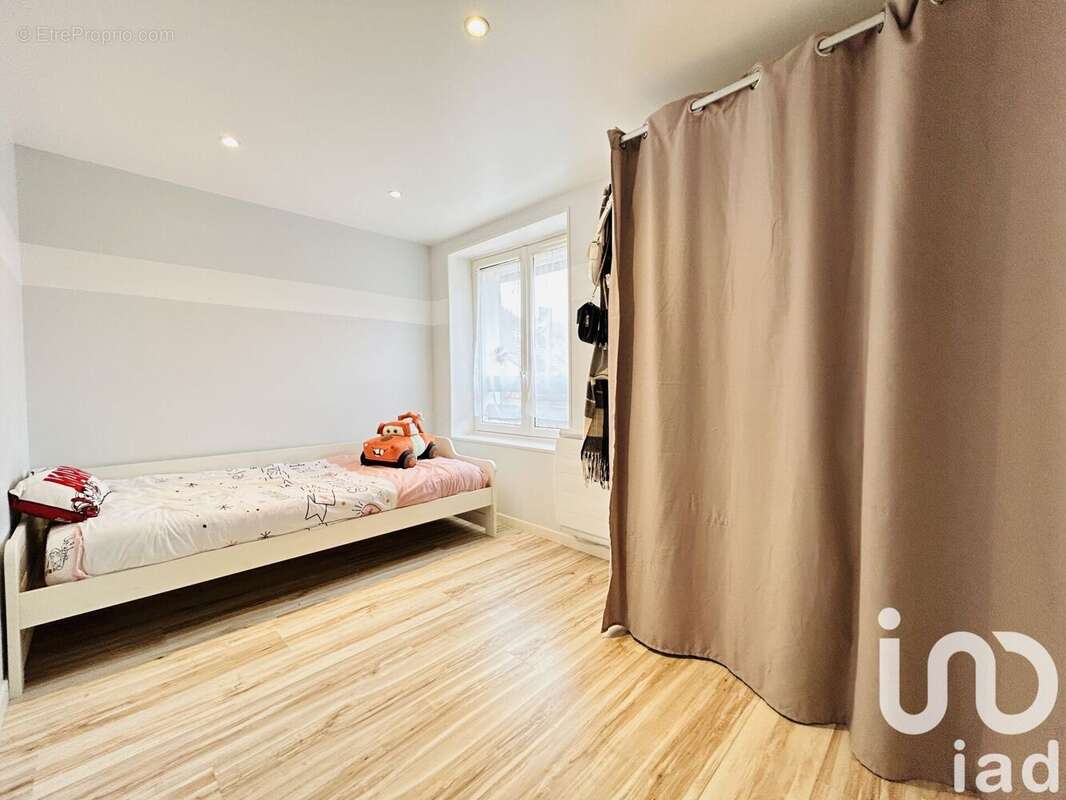 Photo 9 - Maison à MALESHERBES