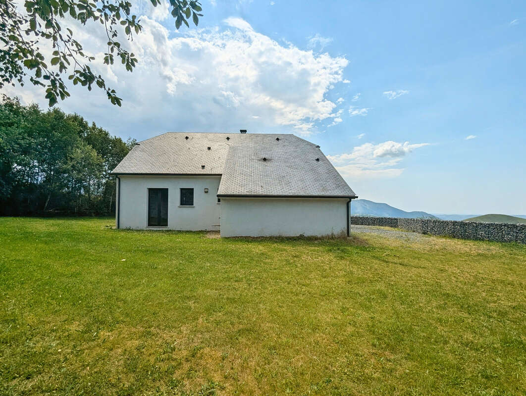 Maison à LOURDES