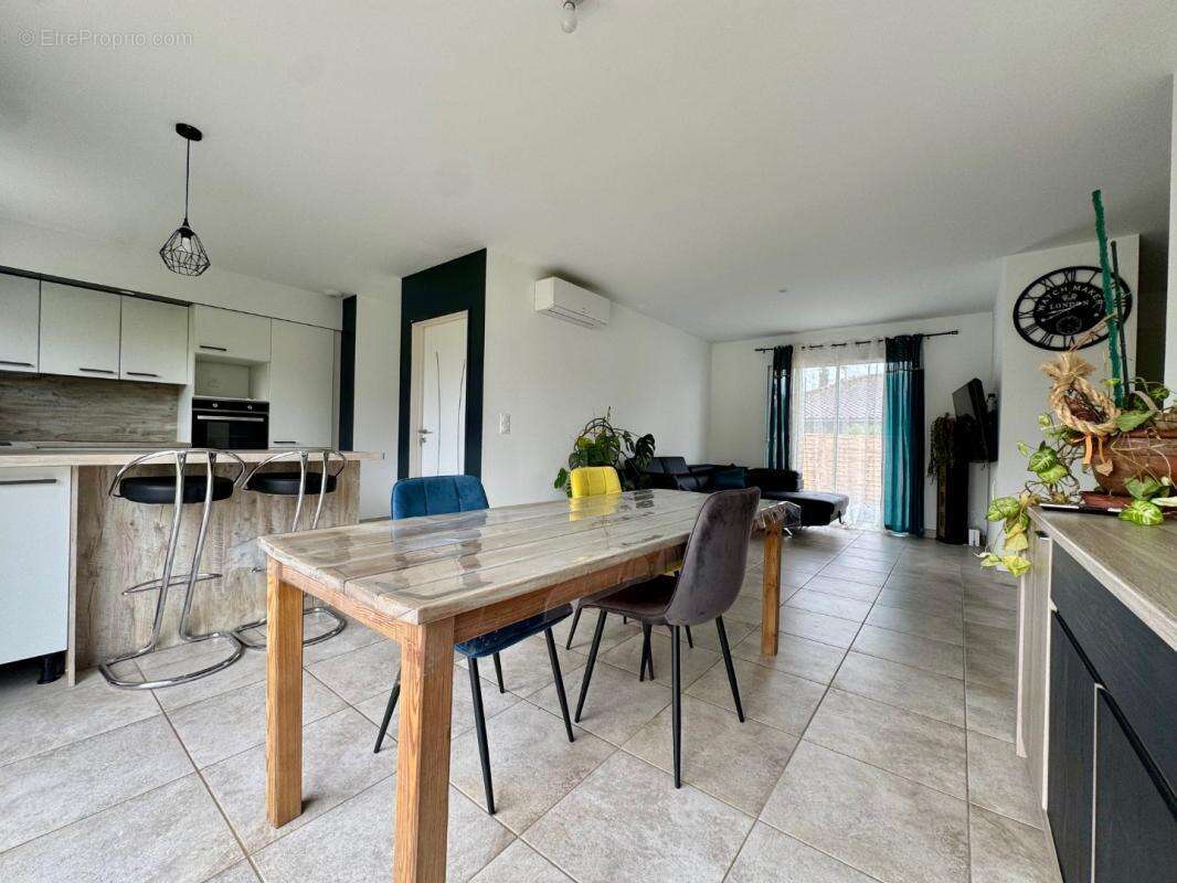 Maison à ROQUECOURBE