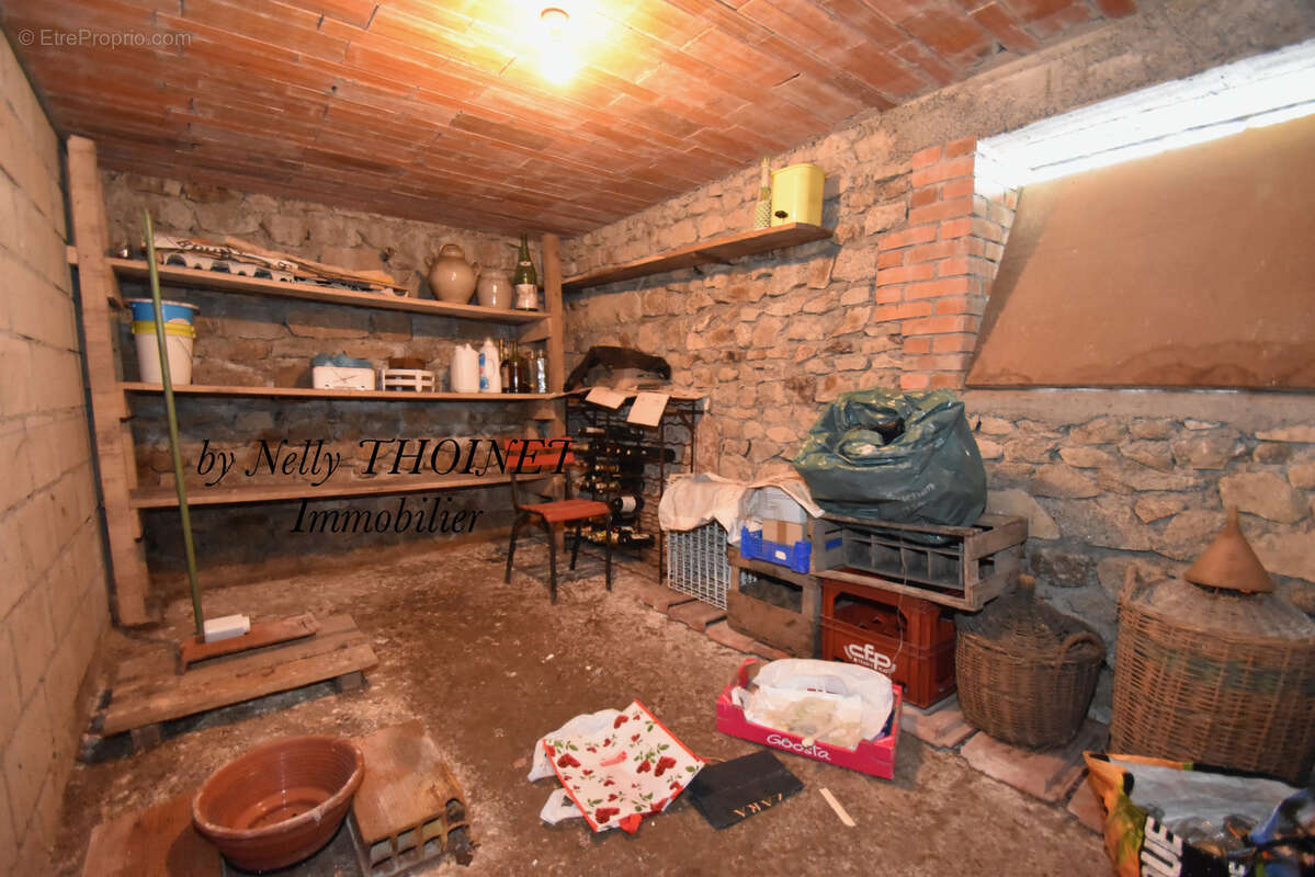 Dépt.23. CROCQ, MAISON familiale de 208 m2, vaste garage de 226 m2 - photo 25