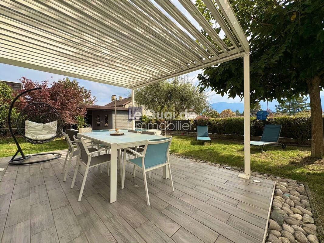 Appartement à CROLLES