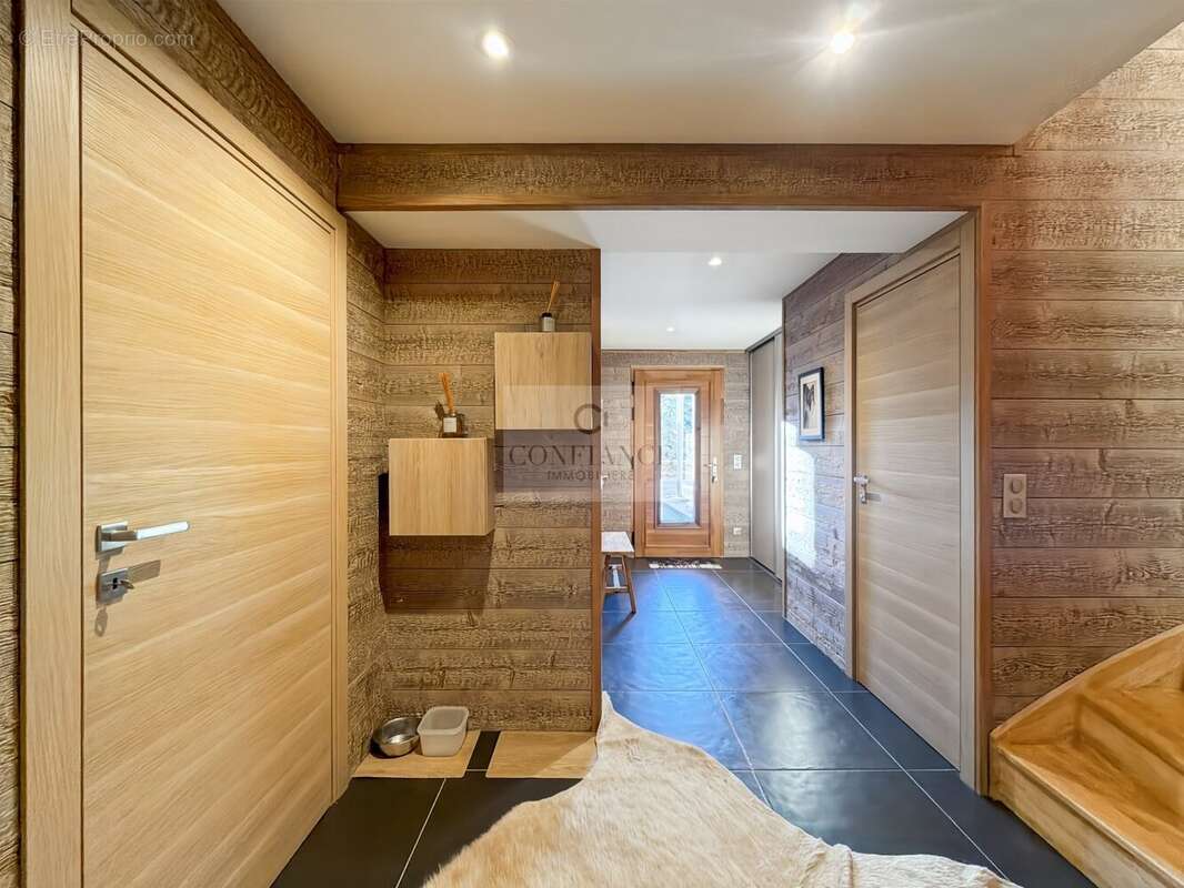 Maison à SAINT-ETIENNE-DE-TINEE