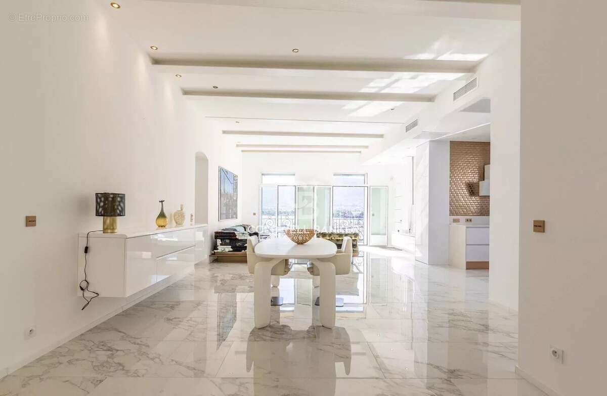 Appartement à CALVI