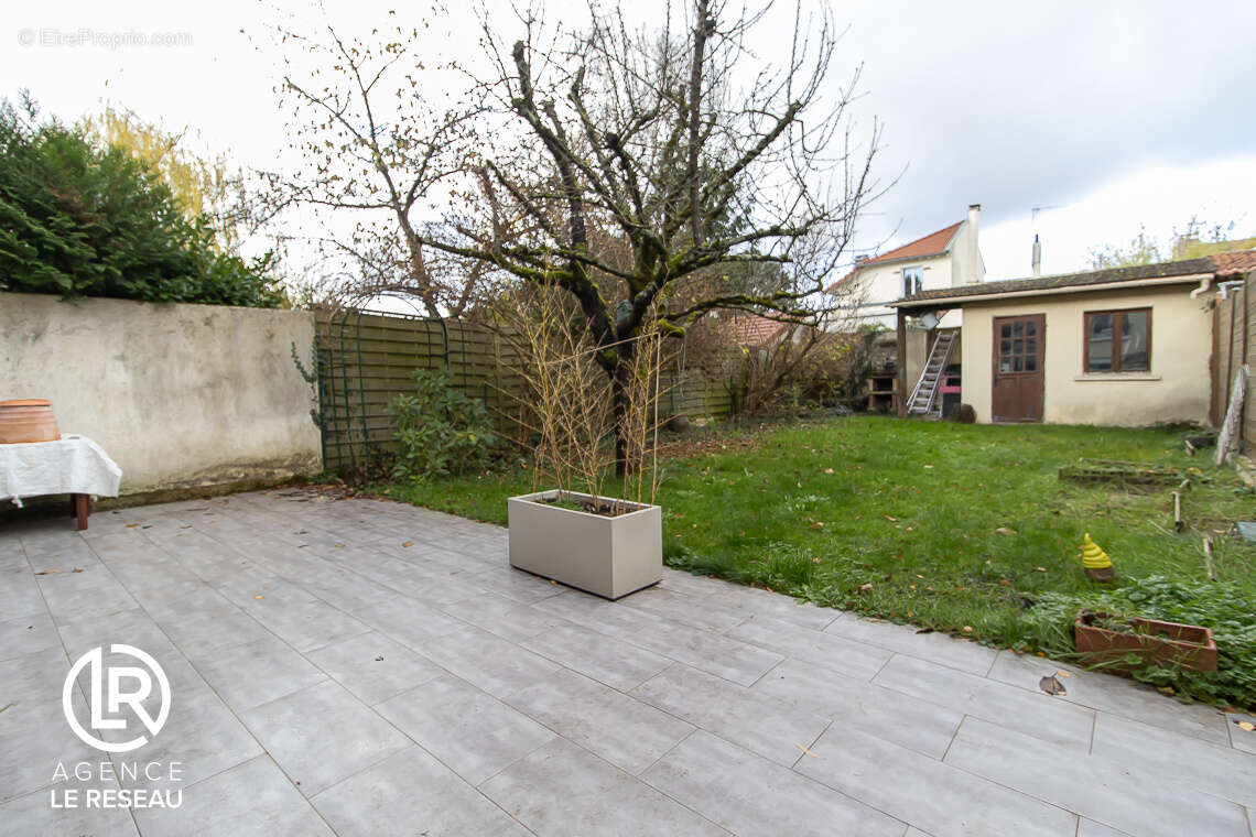 Maison à L'HAY-LES-ROSES