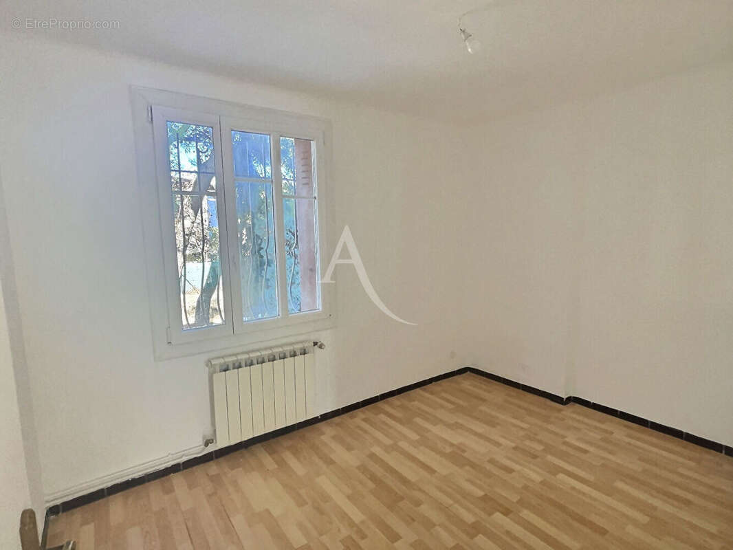 Appartement à MARSEILLE-12E