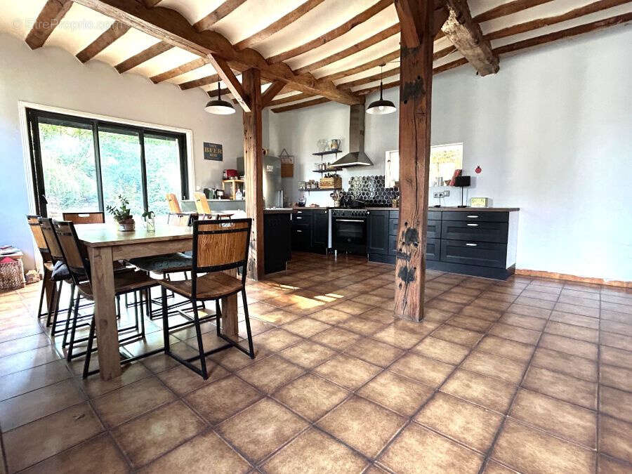 Maison à LECELLES