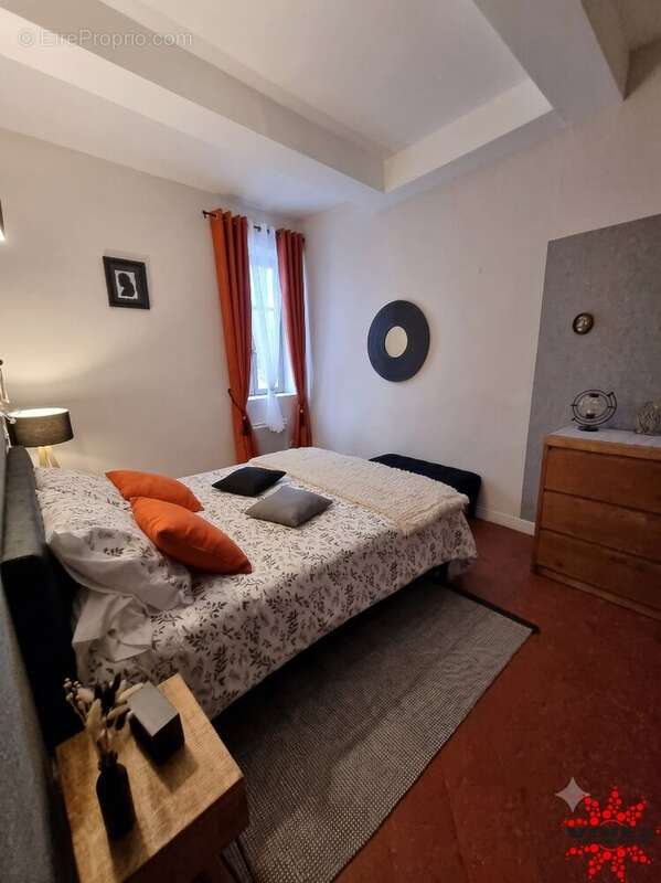 Coup de cur au centre de Béziers : Superbe appartement rénové, meublé cosy et baigné de lumière  À deux pas des Halles ! - photo 5