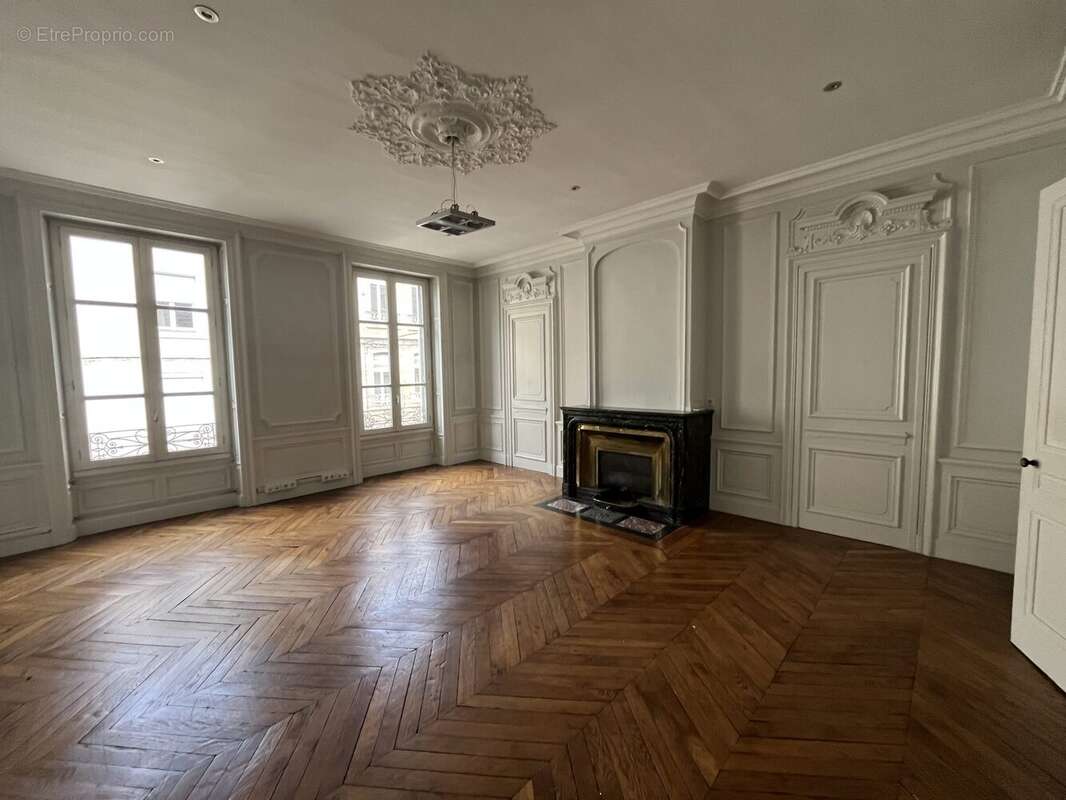 Appartement à SAINT-CHAMOND