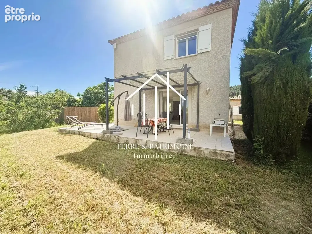 Villa contemporaine alliant calme, confort et proximité des commodités au cœur de Saint-Paul-le-Jeune. - photo 15
