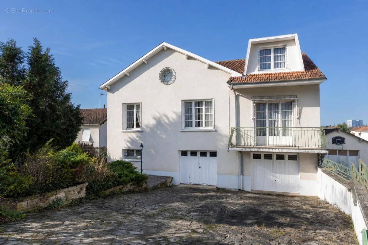 Maison à POITIERS
