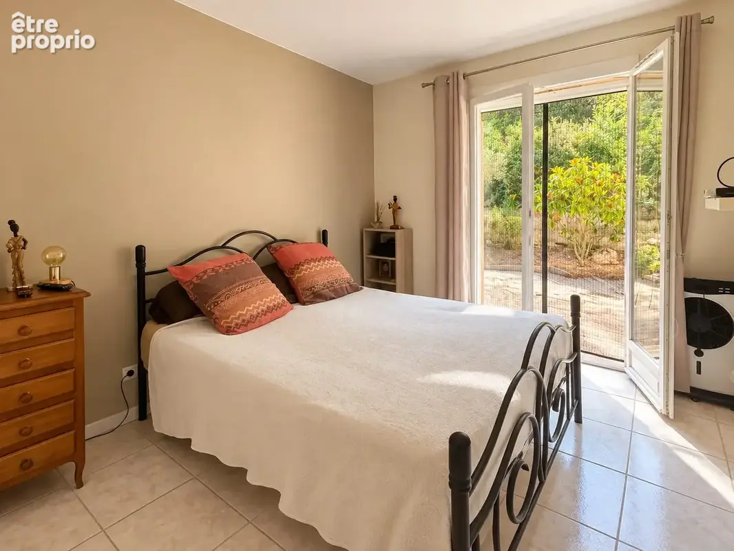 Maison 5 pièces 122 m² à vendre à Six-Fours-Les-Plages (83140) - photo 7