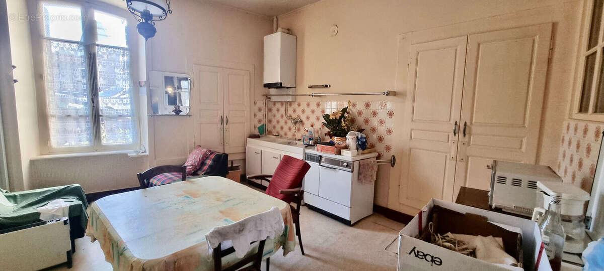 Maison à OLLIERGUES