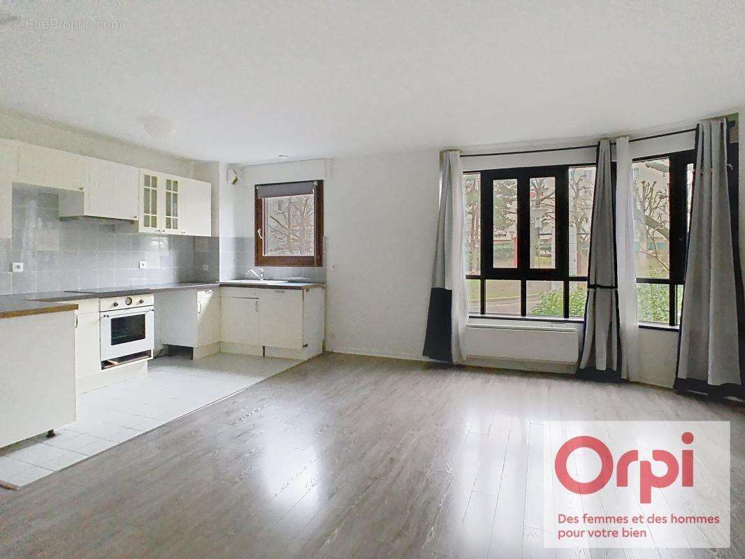 Appartement à ISSY-LES-MOULINEAUX