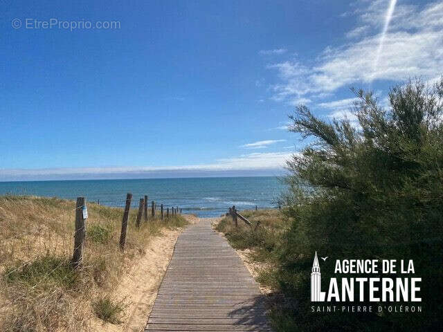 Terrain à SAINT-PIERRE-D'OLERON