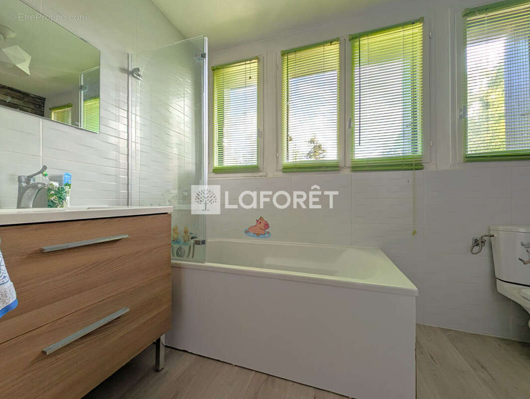 Maison Marly Le Roi 5 pièce(s) 120 m2 - photo 13