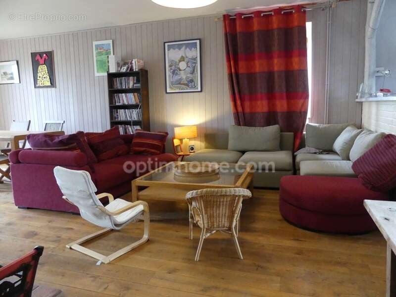 Maison à VIC-DE-CHASSENAY