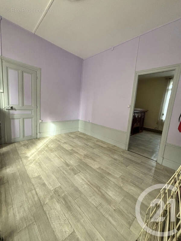 Maison à SAINT-QUENTIN