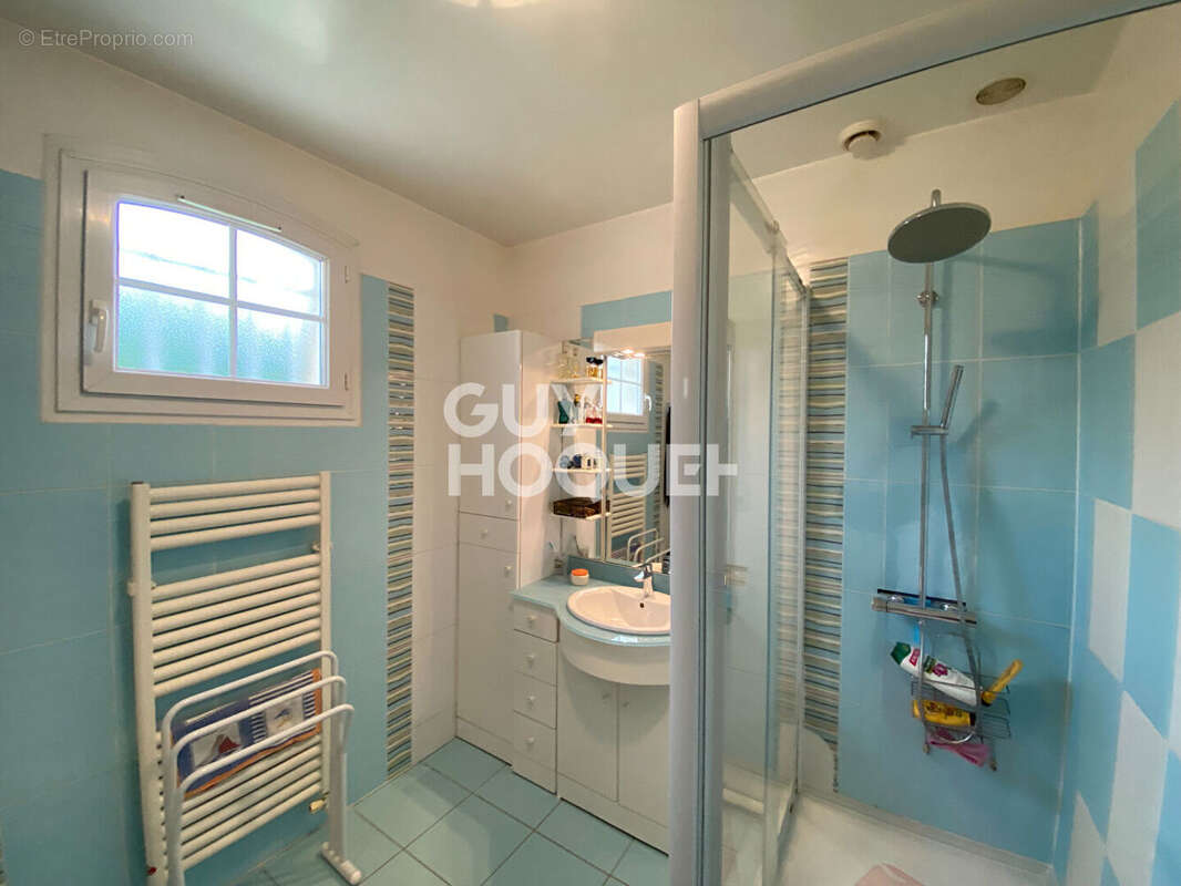 Maison à SAINT-DENIS-DE-PILE